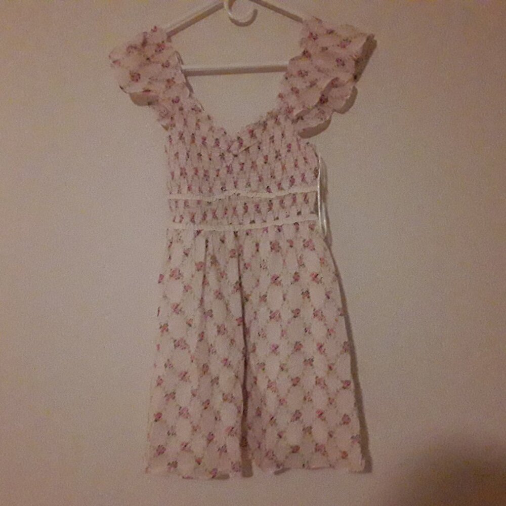 Women's Size Small Thirty Thirty La pink w/flowers smocked bodice sunshine dress